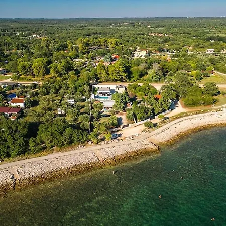 Natali By Istrialux Peroj