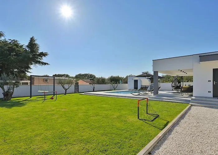 Natali By Istrialux Villa Peroj